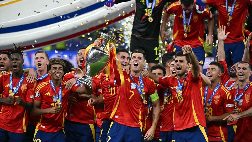 Euro 2024 l'Espagne célèbre ses champions AfrikJeunes